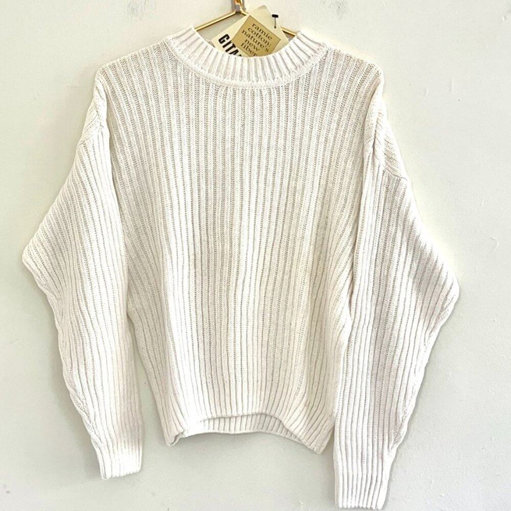 VINTAGE NEW with tags GITANO sweater size LARGE